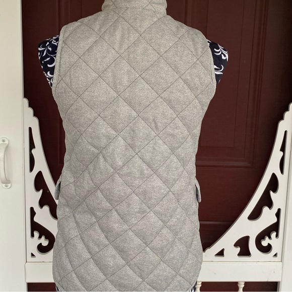 Old Navy Dobby Quilted Gray Sleeveless Jacket Vest Size XL (14) Regular - Picture 12 of 17